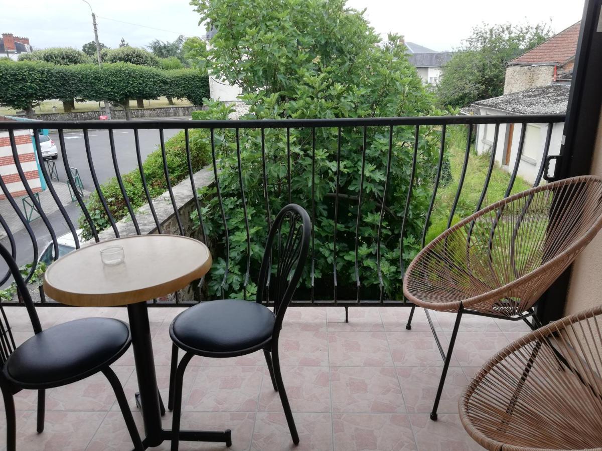 Meubles De Tourisme Le Trianon Et Le Petit Trianon Apartment Сен-Жуниен Екстериор снимка